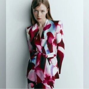NWOT ZARA Woman ZW Collection Lapel-less Tied Belt Jacket Printed Satin Blazer